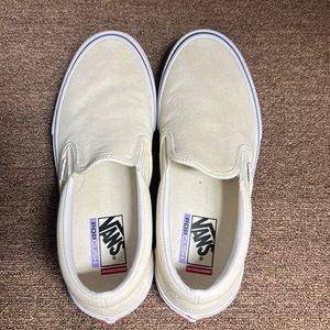 Mens 10.5 cream vans